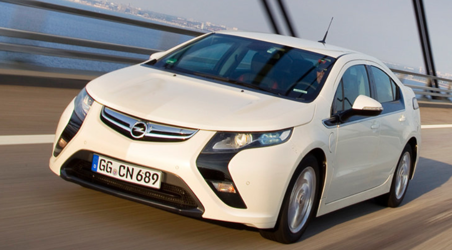 Coche Opel Ampera blanco